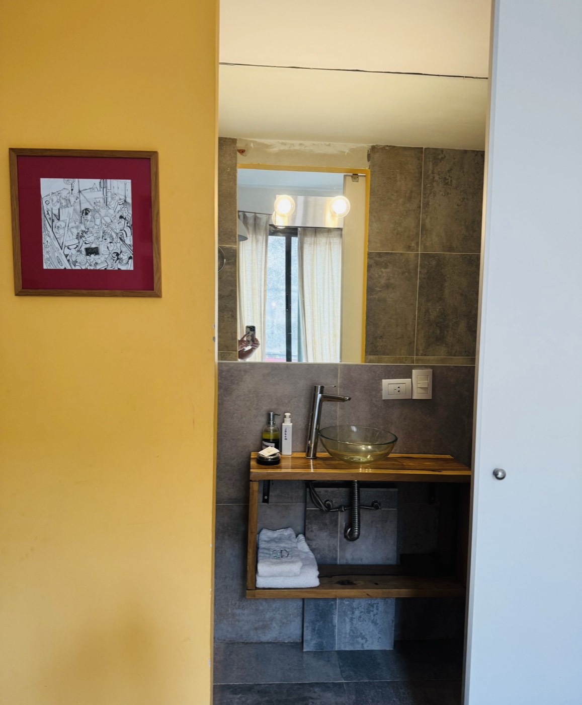 Extra Room — Bathroom